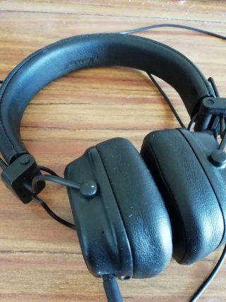 Auriculares Marshall Negros