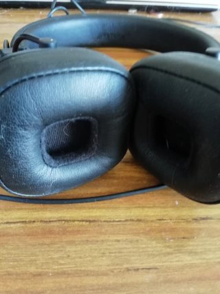 Auriculares Marshall Negros