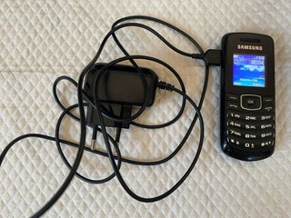 Samsung E1080i Telefono Cellulare