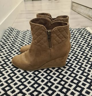 Botines boho cuña ante marrón Bershka talla 38