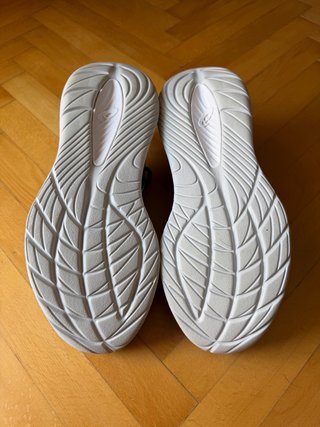 Scarpe Asics Gel-Cumulus 27