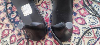 Scarpa con lacci