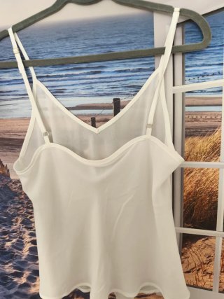 Top bianco spalline sottili