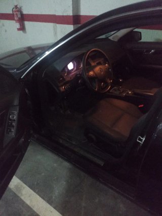 Mercedes W204 del 2010.Naciona de fab de Aguinaga.