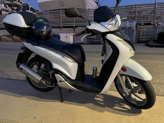 Tubo de escape Akrapovič Honda