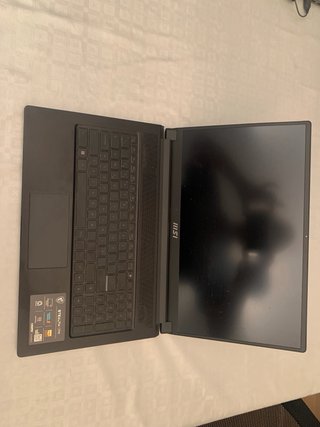 PC Portátil MSI Negro i7, 32 RAM