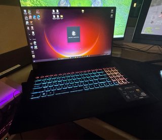 PC Portátil MSI Negro i7, 32 RAM