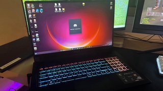 PC Portátil MSI Negro i7, 32 RAM
