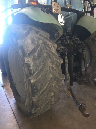 Tractor con pala Deutz-Fahr AGROTRON 180cv