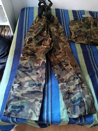 Traje de agua militar camuflaje