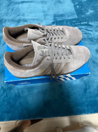 Zapatillas Adidas Gazelle Gris/Marrón Talla 46