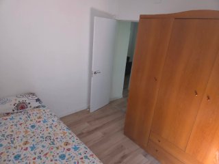 Alquilar habitación para persona sola o pareja - Imagen 4