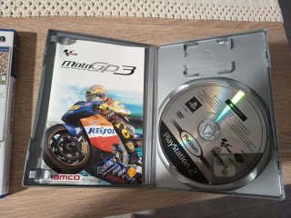 Pack 2 Juegos PS2: FIFA Football 2005 y MotoGP 3