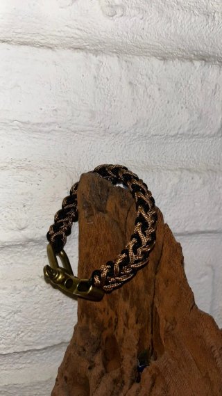 Pulsera Paracord Tejida Negra y Amarilla