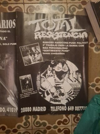 Cartel Efectos Sekundarios / Total Resistencia