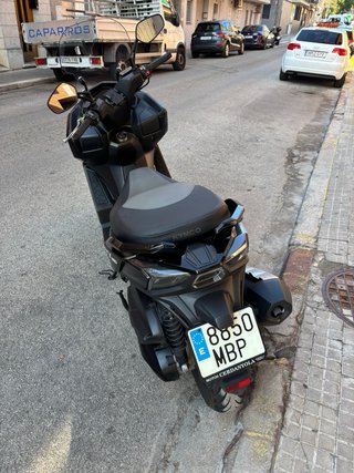 Kymco DTX360 Maxi Scooter Negra