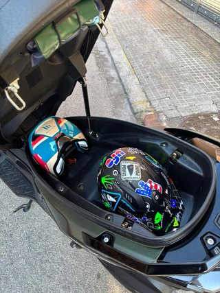 Kymco DTX360 Maxi Scooter Negra