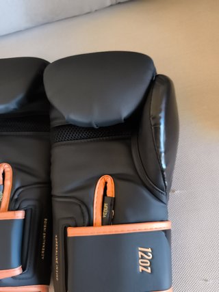 Guantes Venum Challenger 4.0 Negro Bronce 12 OZ