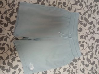 Pantalón corto The North Face azul