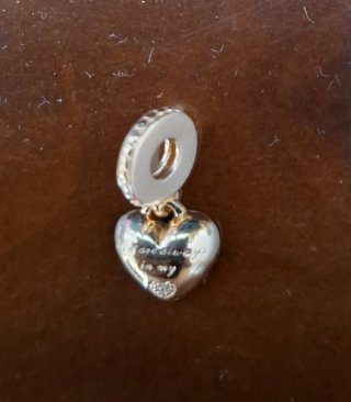 Pandora Charm Corazón Madre Dorado y rosa