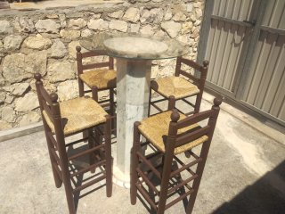4 Taburetes+mesa alta marmol/cristal