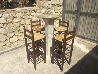 4 Taburetes+mesa alta marmol/cristal