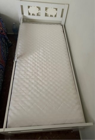 Cama infantil ikea
