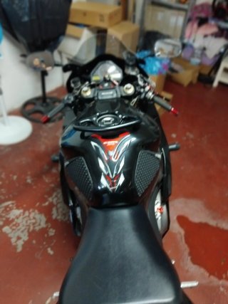 Honda CBR 1000rr fireblade año 2005