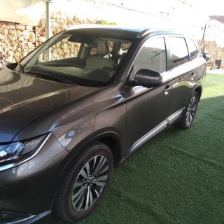 Mitsubishi Outlander 2021