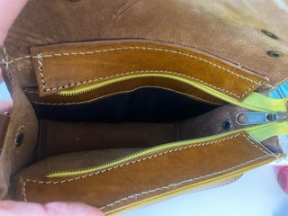 Bolso de cuero marrón