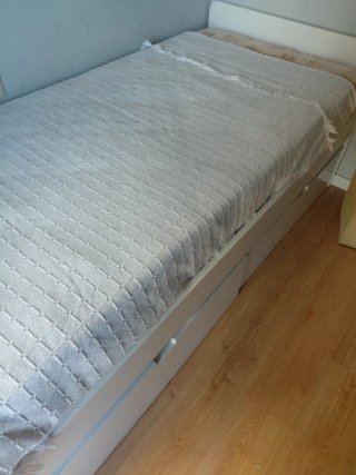 Cama Ikea con cajones + colchon