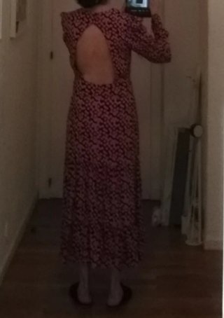 Vestido rosa estampado lunares