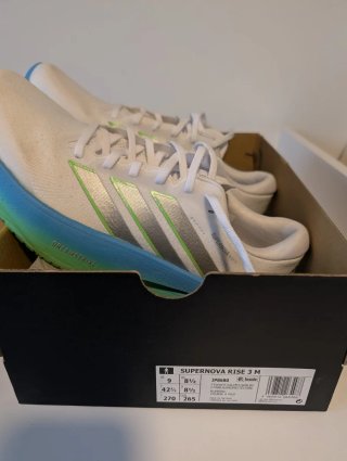 Zapatillas Adidas Supernova Rise 3 talla 42.5
