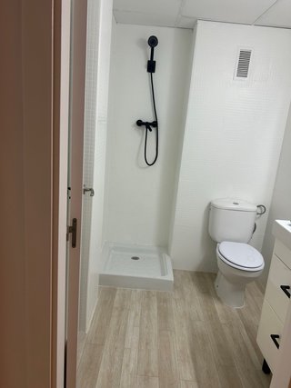 Piso en oliva pueblo. Bajo