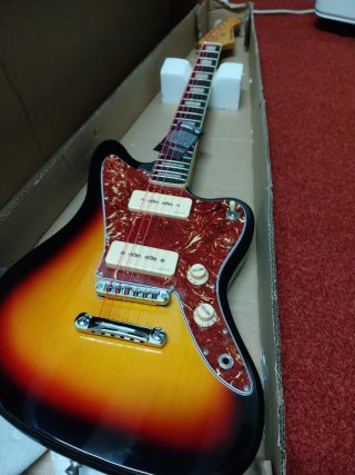 Guitarra Eléctrica HB Jaguar Sunburst