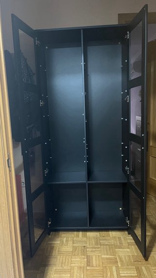 Vetrina Nera con Porte in Vetro