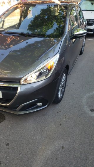 Peugeot 208 2018