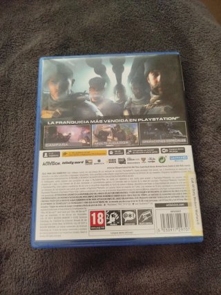 Call of Duty: MW 2 Y 3 CALL OF DUTY BLACK OPS 4