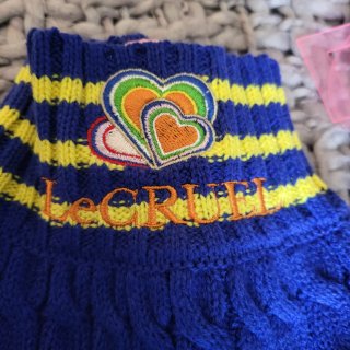 Calentadores Le Cruel Azul y Amarillo con bordados