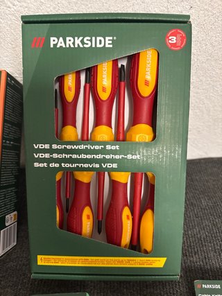 Set herramientas Parkside VDE y multímetro