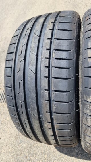 Neumáticos 235/35/19