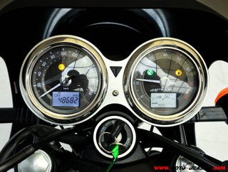 TRIUMPH BONNEVILLE T120 BLACK