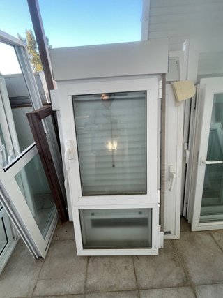Ventana Oscilobatiente Grande Aluminio