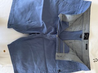 Pack de ropa. 5 prendas