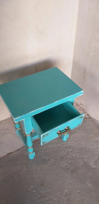Mesita de noche vintage madera