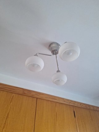 Lámpara de techo triple