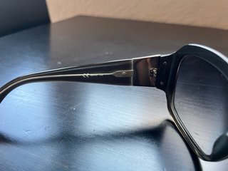 Gafas de sol Hugo Boss negras y marrones