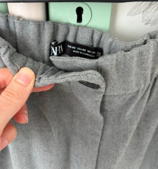 Pantalón barrel Zara gris Talla S