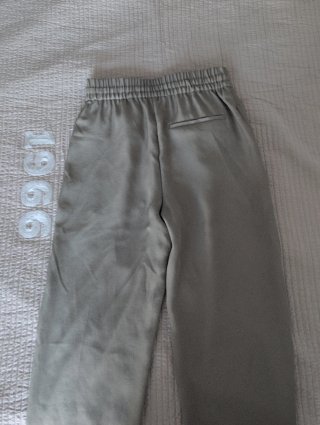 Pantalones Zara Talla XS Verdes Claros