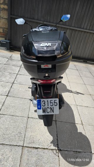Honda Vision 110cc Negra Mate. Impoluta.